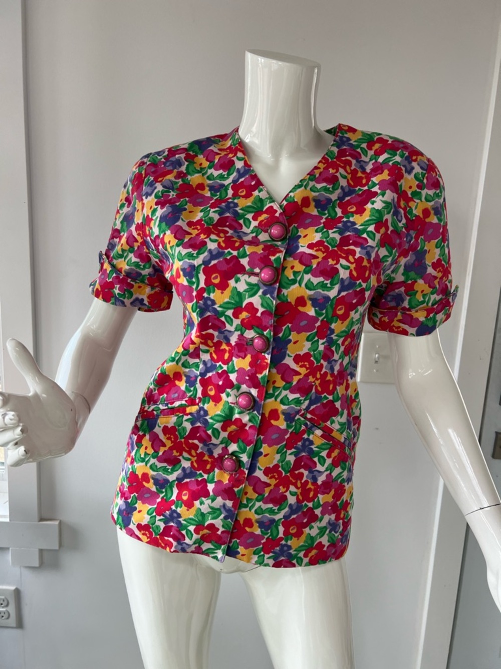 Eye-catching Retro Floral  Jacket Beamer Petites,  By Jeremy Scott  2P